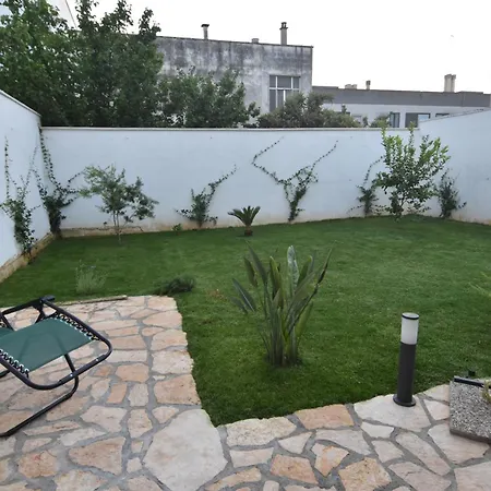 Casa Romeo بيت للعطل *